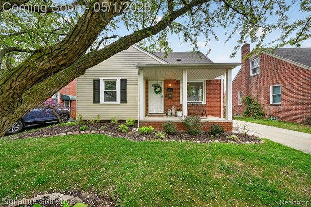3210 N Altadena Avenue, Royal Oak, MI 48073