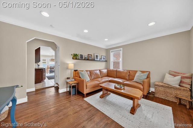 3210 N Altadena Avenue, Royal Oak, MI 48073