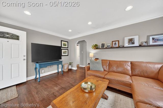 3210 N Altadena Avenue, Royal Oak, MI 48073
