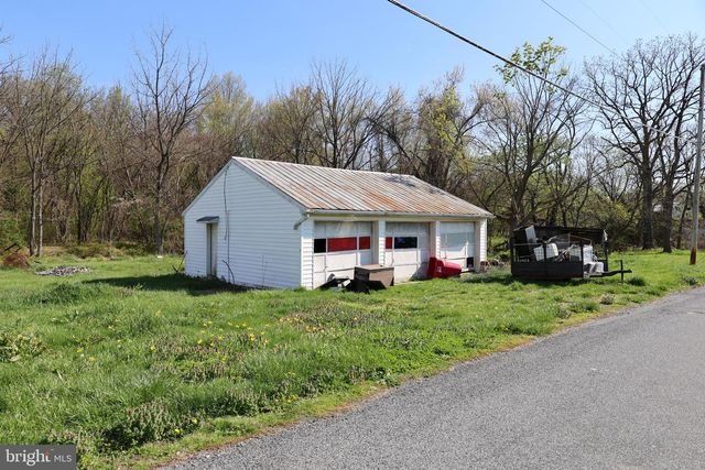 6213 APPLETOWN RD, Boonsboro, MD 21713