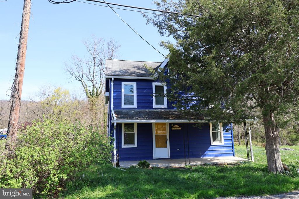 Image 17 of property listing at 6213 APPLETOWN RD, Boonsboro, MD 21713