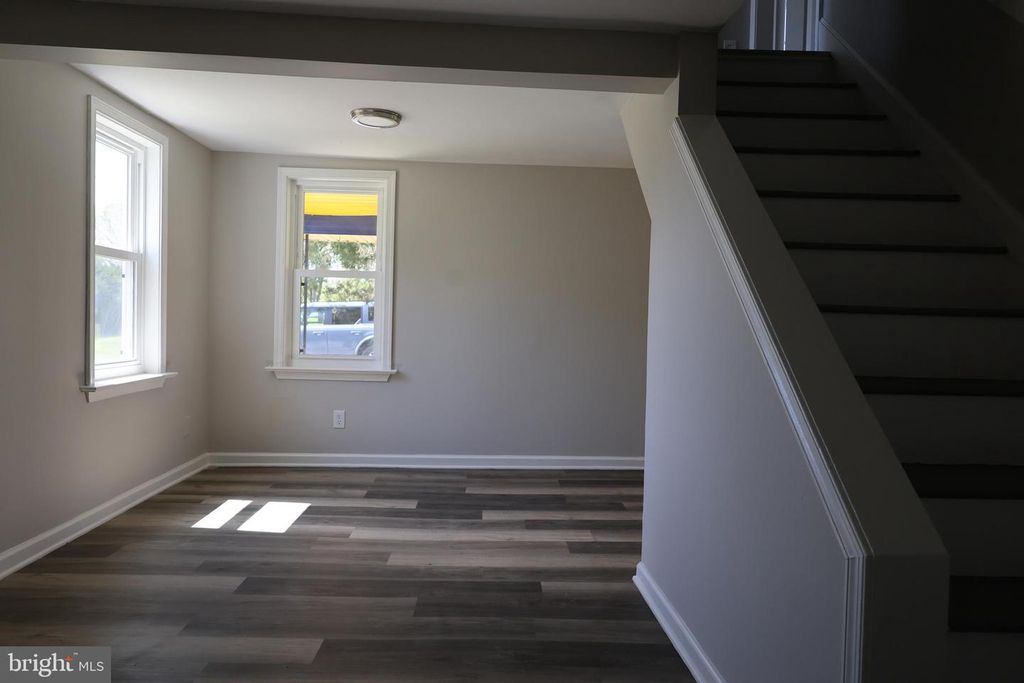 Image 9 of property listing at 6213 APPLETOWN RD, Boonsboro, MD 21713