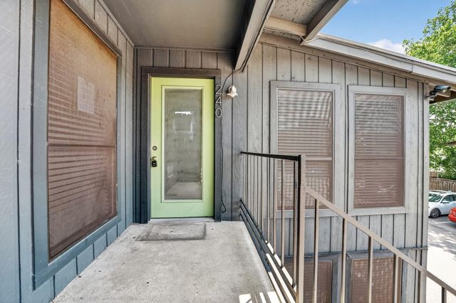 909 Reinli ST 240, Austin, TX 78751