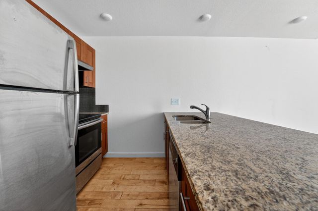 909 Reinli ST 240, Austin, TX 78751