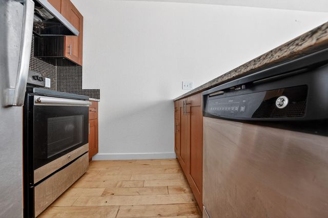 909 Reinli ST 240, Austin, TX 78751