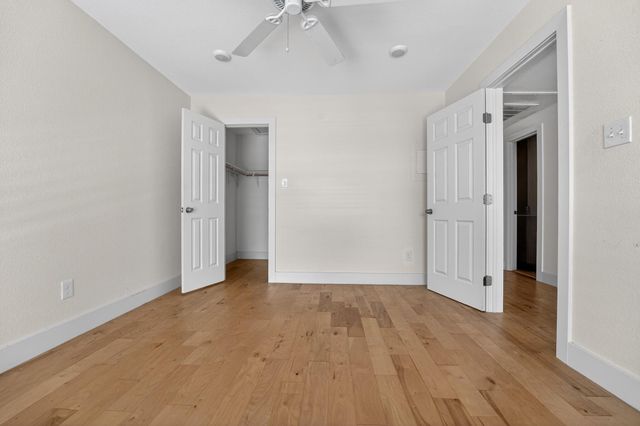 909 Reinli ST 240, Austin, TX 78751