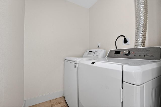 909 Reinli ST 240, Austin, TX 78751
