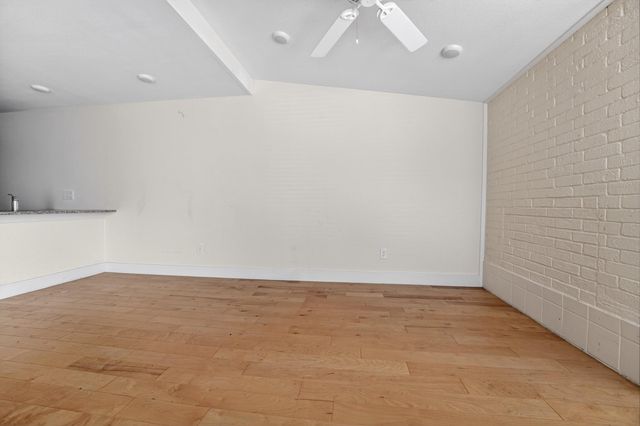 909 Reinli ST 240, Austin, TX 78751