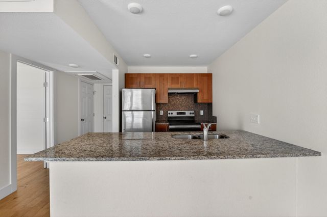 909 Reinli ST 240, Austin, TX 78751