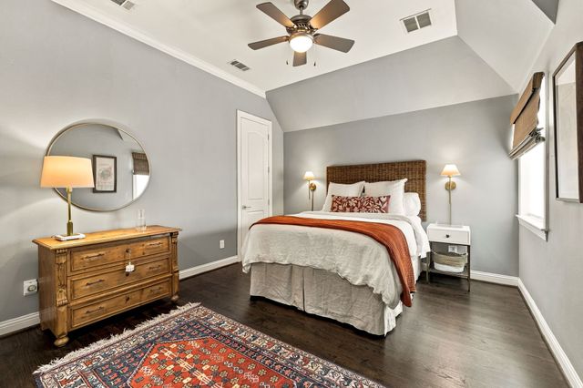 3710 Fairfax Avenue, Dallas, TX 75209