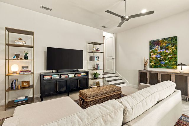 3710 Fairfax Avenue, Dallas, TX 75209
