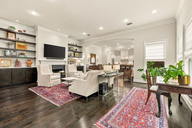 3710 Fairfax Avenue, Dallas, TX 75209