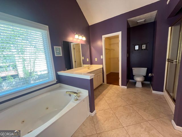 930 Cedar Bluff Trail SW, Lilburn, GA 30047