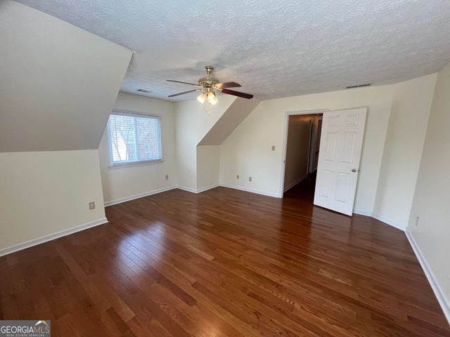 930 Cedar Bluff Trail SW, Lilburn, GA 30047