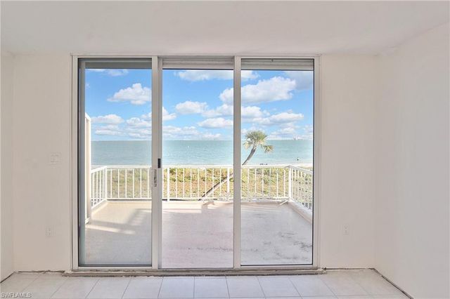 200 Periwinkle WAY 225, Sanibel, FL 33957
