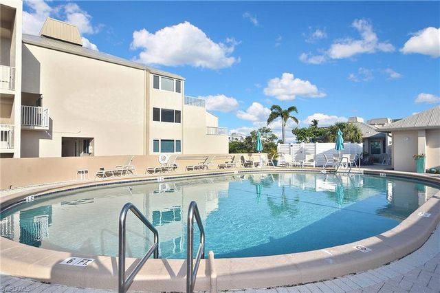 200 Periwinkle WAY 225, Sanibel, FL 33957