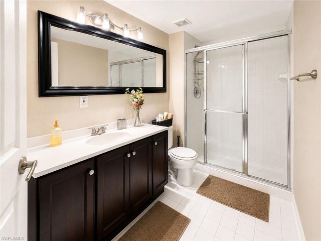 4620 Saint Croix LN 935, Naples, FL 34109