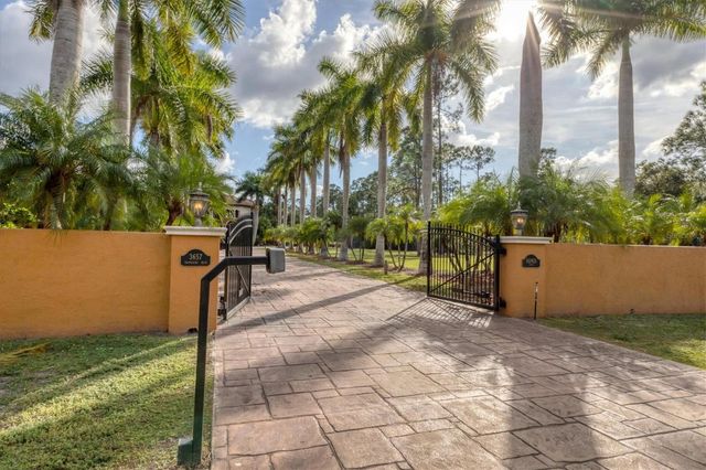 3657 TROPICAIRE BOULEVARD, North Port, FL 34286