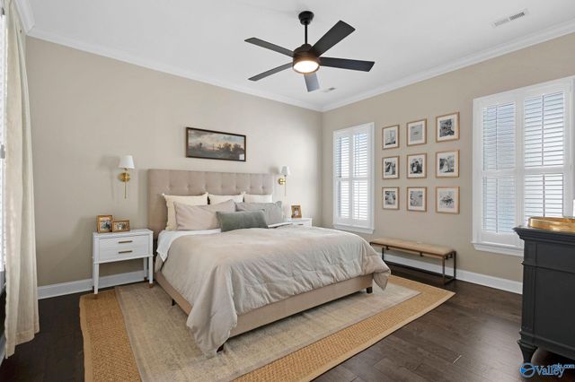 77 Hillcrest Avenue, Huntsville, AL 35806