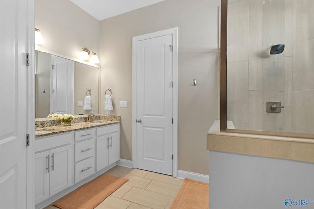 77 Hillcrest Avenue, Huntsville, AL 35806