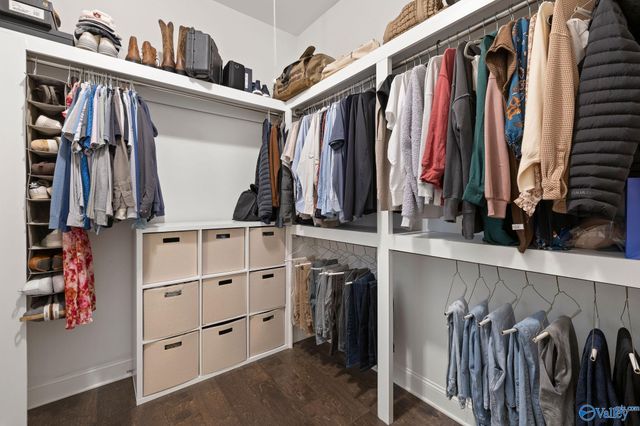 77 Hillcrest Avenue, Huntsville, AL 35806