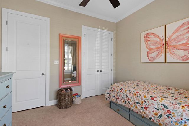 77 Hillcrest Avenue, Huntsville, AL 35806