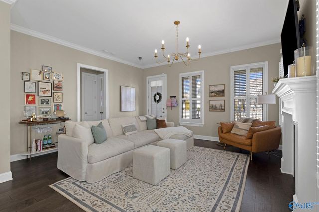 77 Hillcrest Avenue, Huntsville, AL 35806