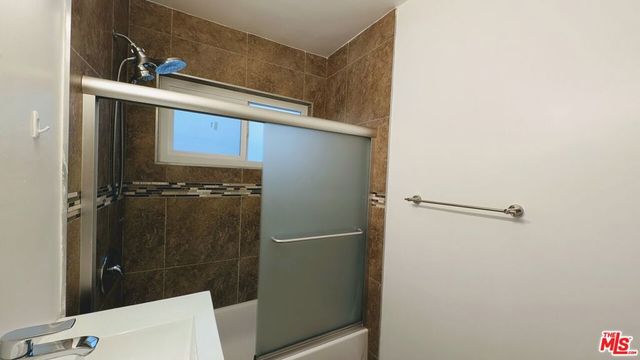 1728 S Robertson Boulevard 2, Los Angeles, CA 90035