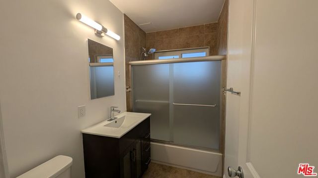 1728 S Robertson Boulevard 2, Los Angeles, CA 90035