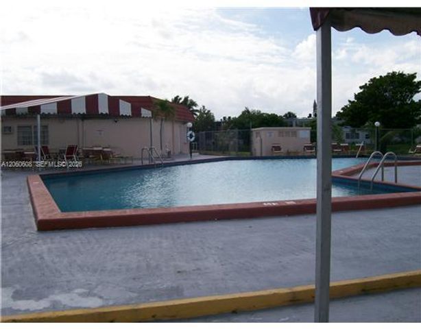 165 NE 203rd Ter 26, Miami Gardens, FL 33179