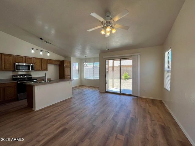 2046 S 171ST Drive, Goodyear, AZ 85338