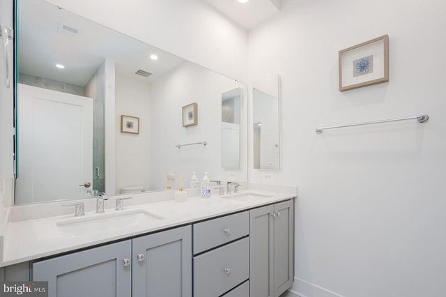 5345 ZENITH OVERLOOK, Bethesda, MD 20816