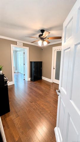 849 Second Avenue, Franklin Square, NY 11010