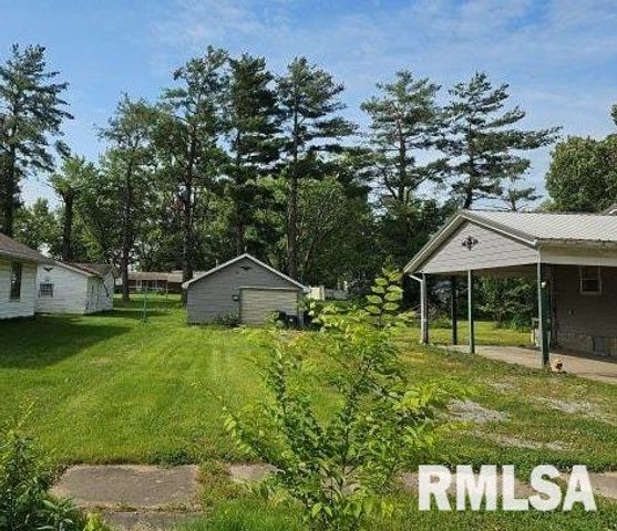 211 E LINCOLN Street, Galatia, IL 62935