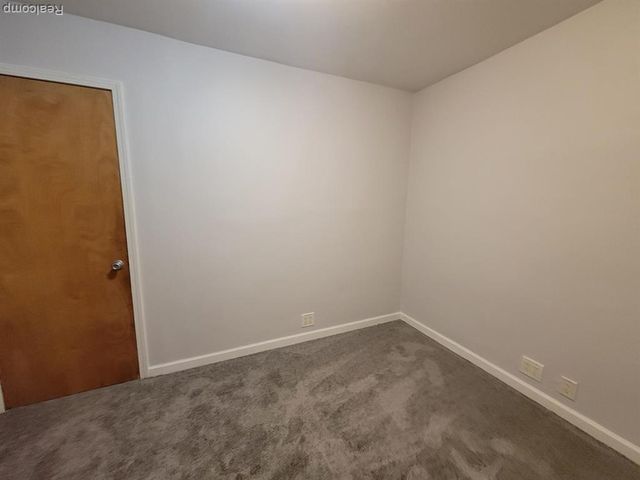 738 W Atherton Road, Flint, MI 48507