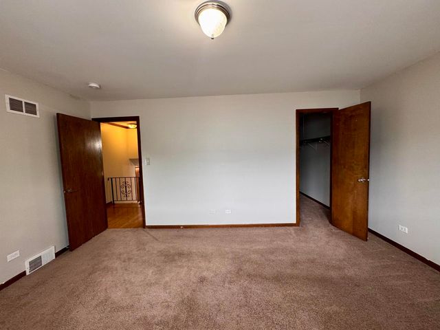 17945 Maple Street, Lansing, IL 60438