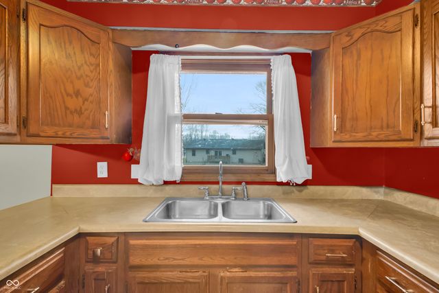 201 Hayden Pike, North Vernon, IN 47265