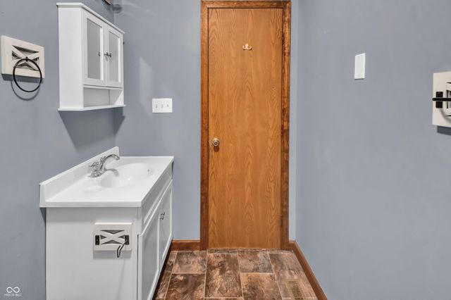 201 Hayden Pike, North Vernon, IN 47265