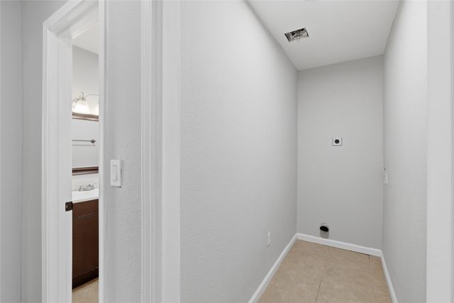 2211 Wilbur Street, Dallas, TX 75224
