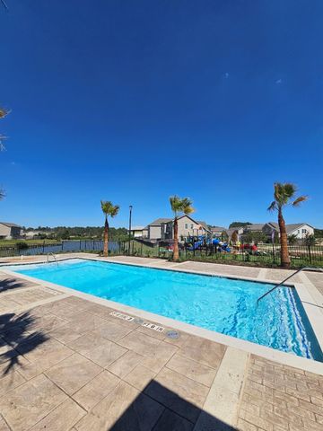 18700 Crescent Trails Circle, Montgomery, TX 77356