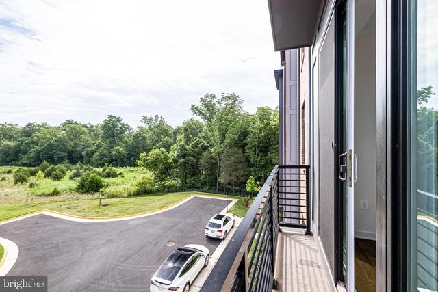 23623 WATERFORD DOWNS TER, Ashburn, VA 20148