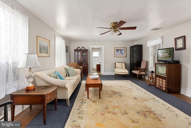120 BOUNDARY ST, Colonial Beach, VA 22443