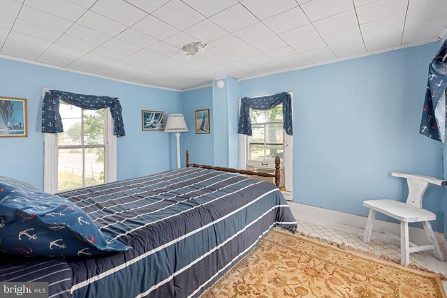 120 BOUNDARY ST, Colonial Beach, VA 22443