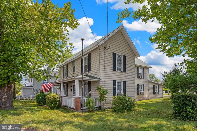 120 BOUNDARY ST, Colonial Beach, VA 22443