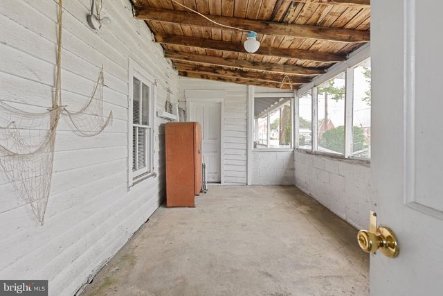120 BOUNDARY ST, Colonial Beach, VA 22443