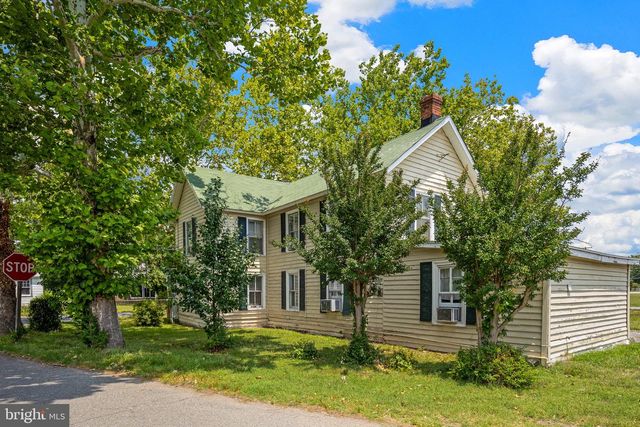 120 BOUNDARY ST, Colonial Beach, VA 22443