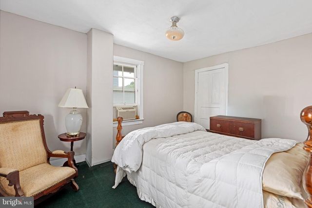 120 BOUNDARY ST, Colonial Beach, VA 22443