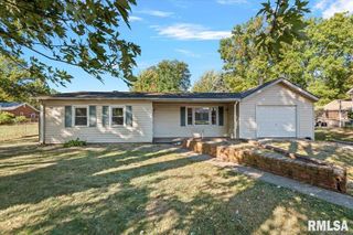 1109 N 32ND Street, Springfield, IL 62702