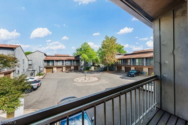 299 Gemini Dr 4D, Hillsborough Twp., NJ 08844