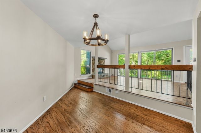 299 Gemini Dr 4D, Hillsborough Twp., NJ 08844